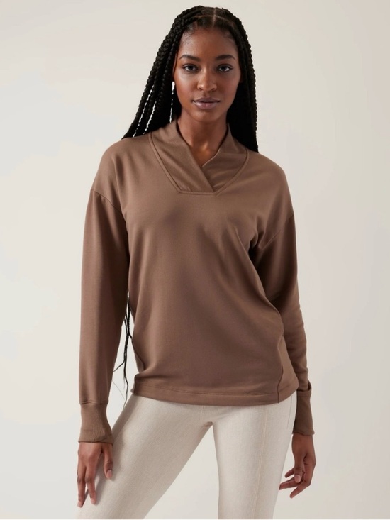 Athleta Tops - Athleta Clarity V-Neck Sweatshirt in Brown Size Small cozy loungewear